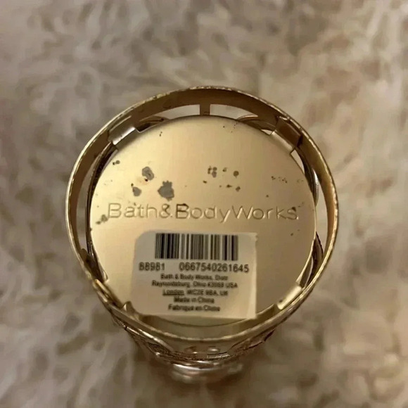 Bath and Body Works Gold and Diamond Swirl Mist Holder - Picture 4 of 5